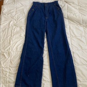 Vintage high waisted wide leg Jeans